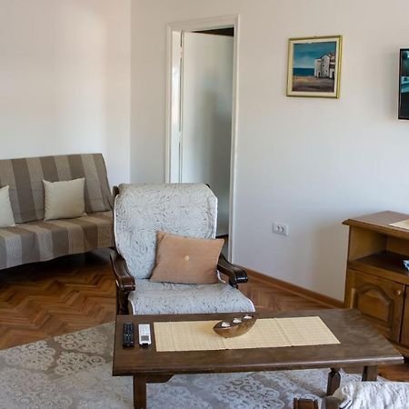 Dvosoban Stan U Strogom Centru Apartment Krusevac Ngoại thất bức ảnh